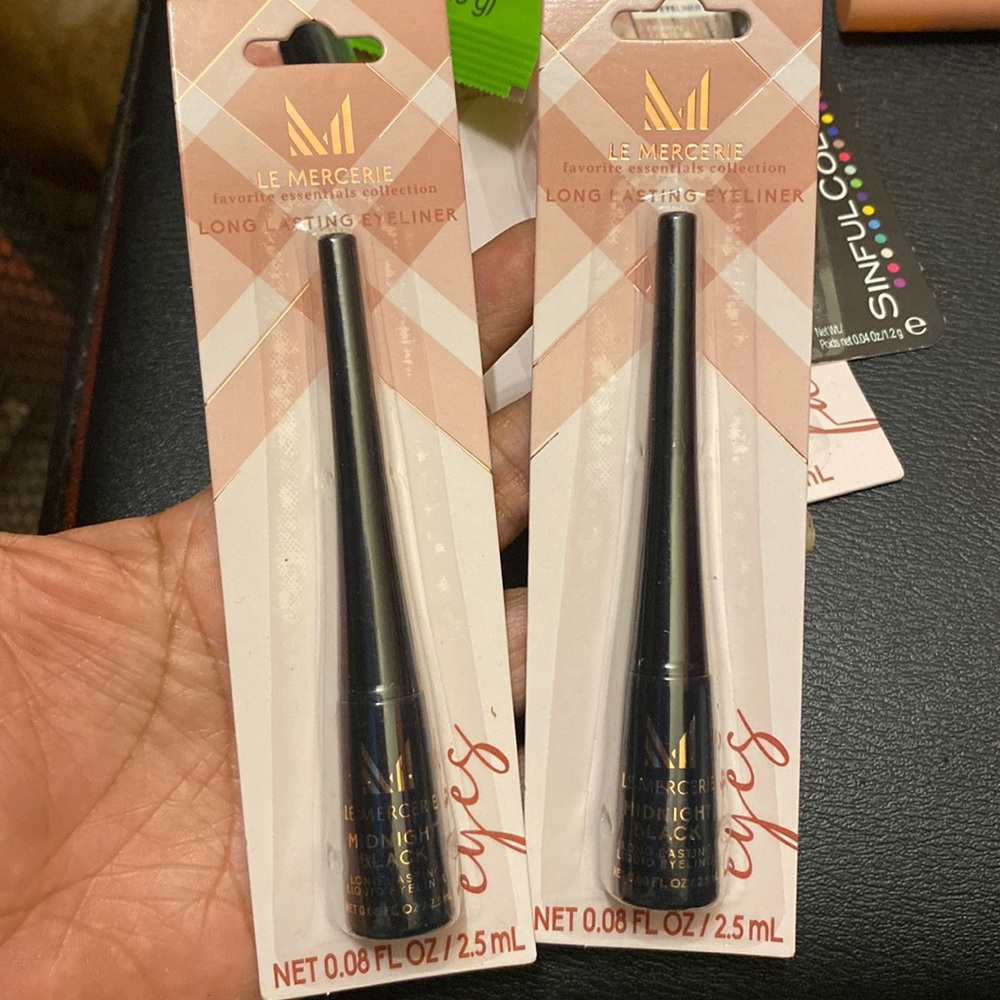 Lot of 2 Le Mercerie Long Lasting Eyeliners Black